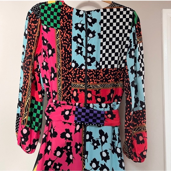 Alice + Olivia Runway Collection- Coco Mock-Wrap Blouson-Sleeve Maxi Dress - Picture 8 of 10